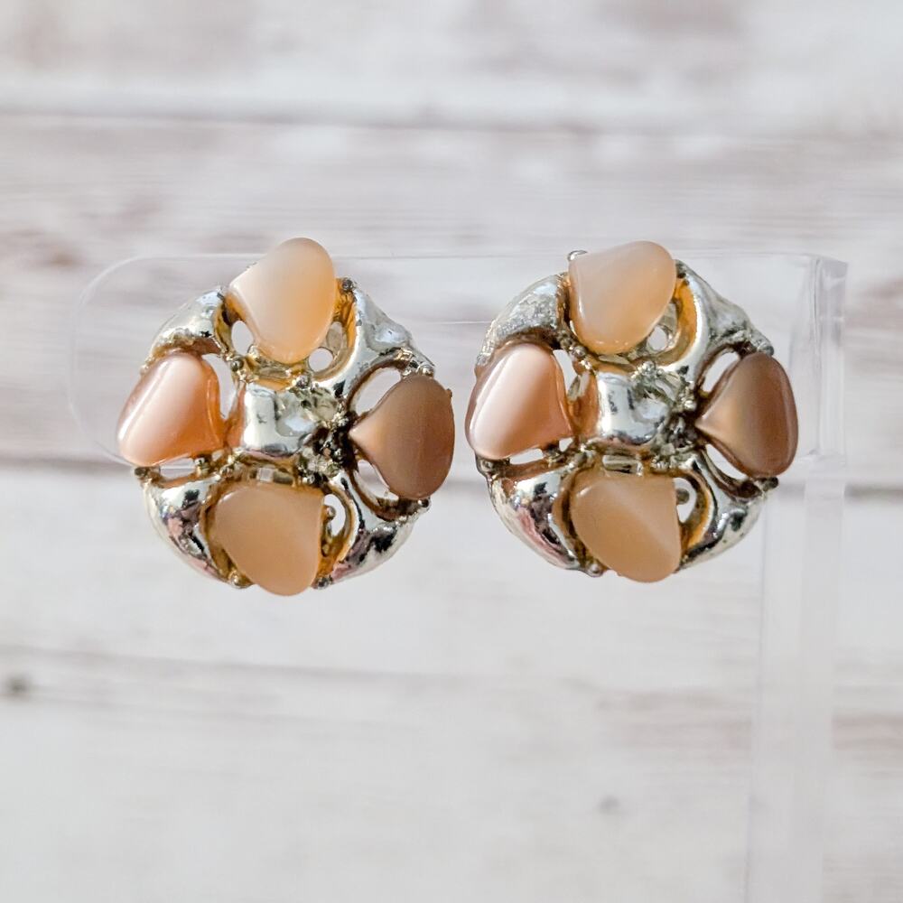 Vintage Clip On Earrings Just Over 7/8" Unusual